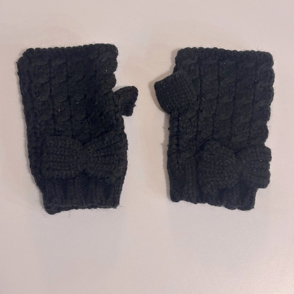 Anthropologie Accessories - Black Bow Fingerless Gloves